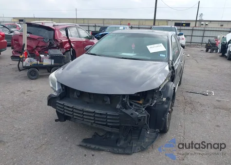 2016 Toyota Avalon Xle Plus z USA, uszkodzony, nr VIN 4T1BK1EB9GU215958